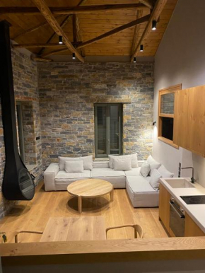 EJ Boutique Suites